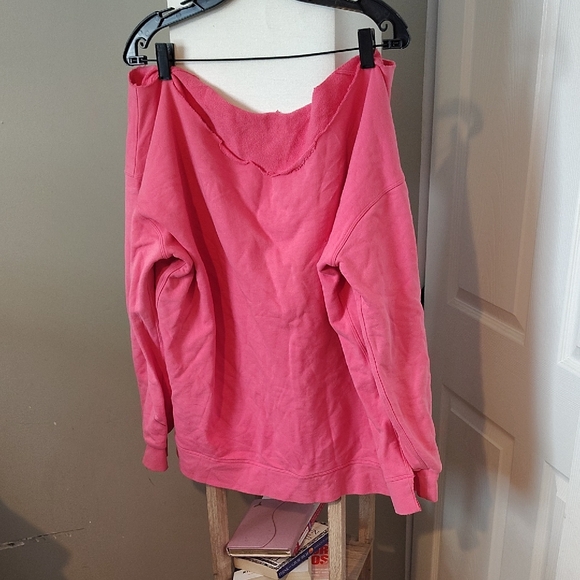 lululemon athletica Pink Sweatshirt - Picture 1 of 2